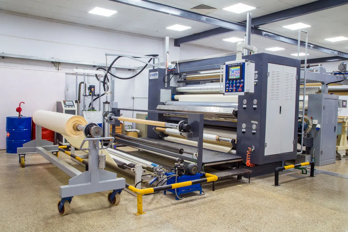 hot melt PUR lamination machine.jpg