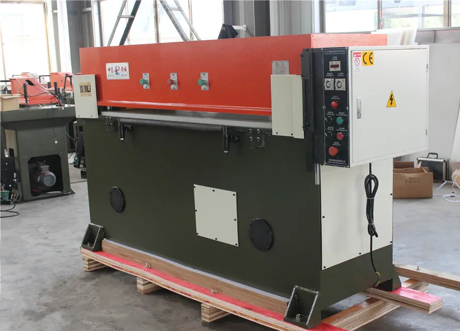 cutting machinee.jpg