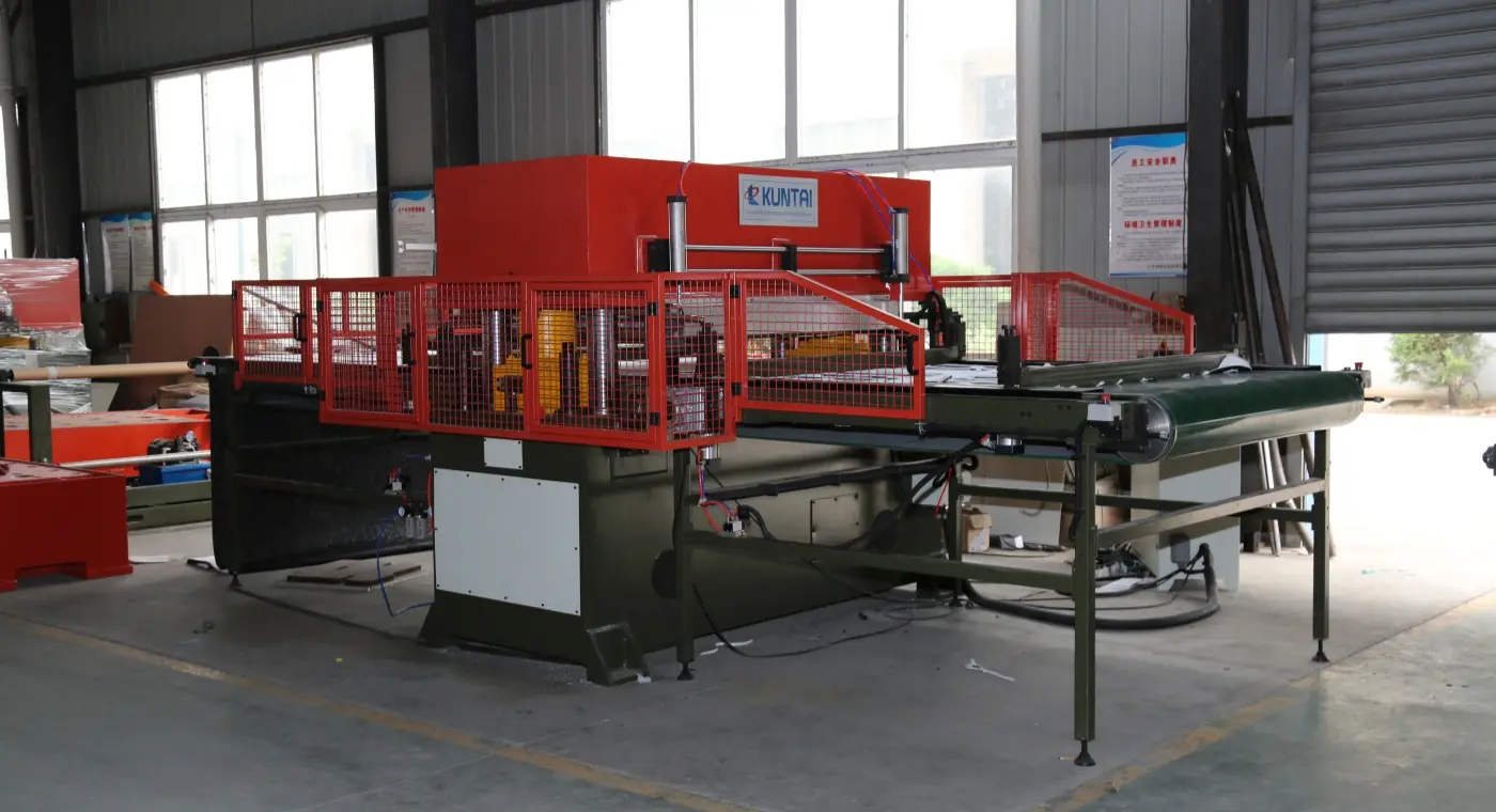 1400x760 heat seal cutting machine.jpg